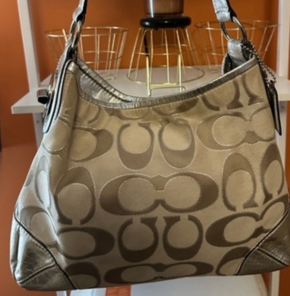 Coach Peyton  Gray and Silver Shoulder Bag - Picture 6 of 9